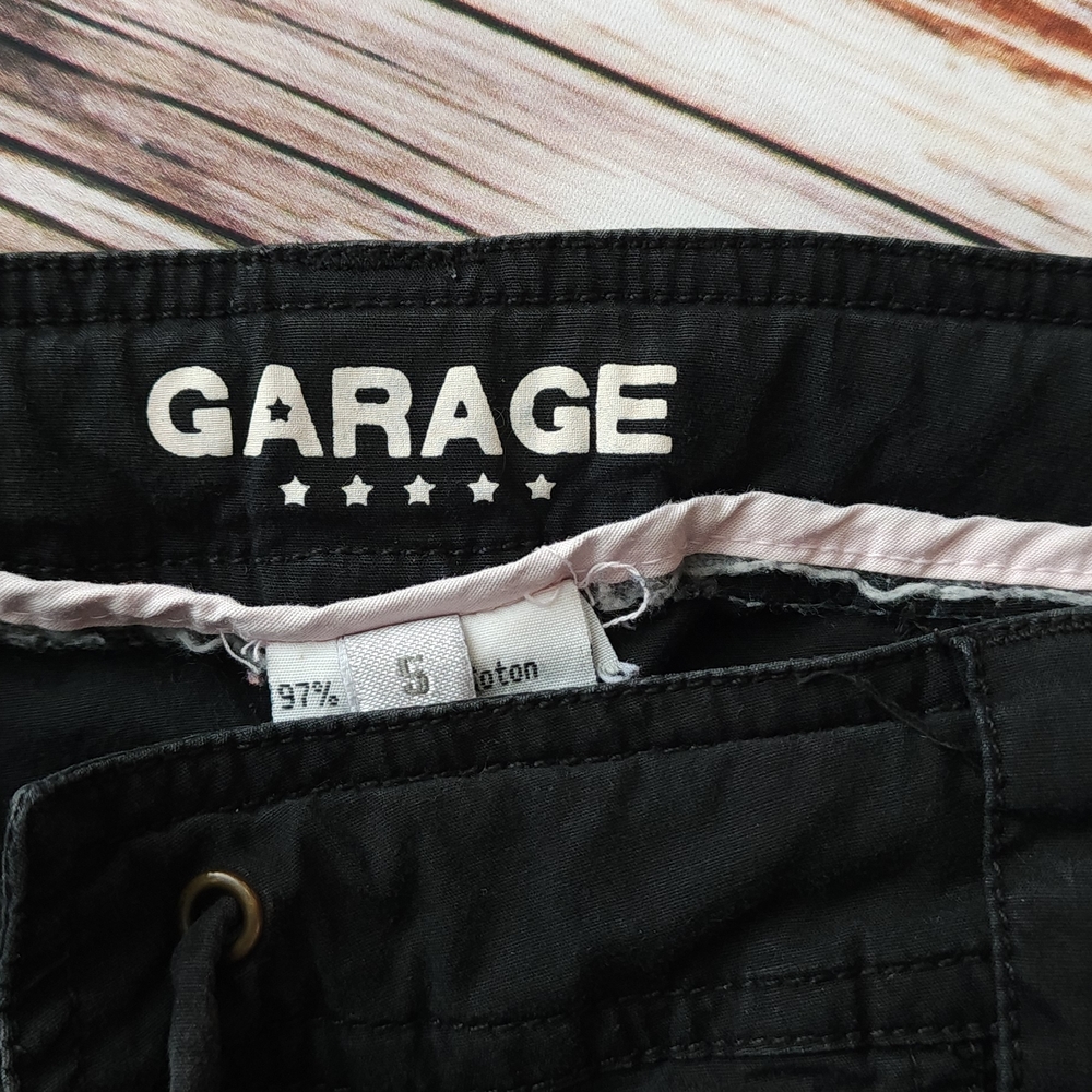 Capris With Drawstrings - Picture 4 of 4